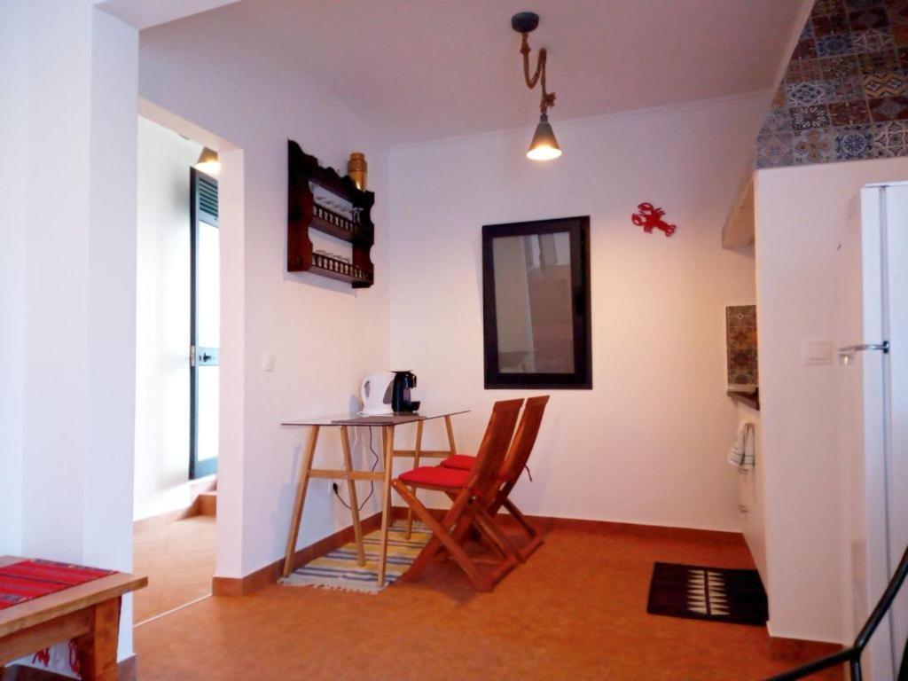Lazy Lizard By The Ocean Apartment Seixal  Exterior photo