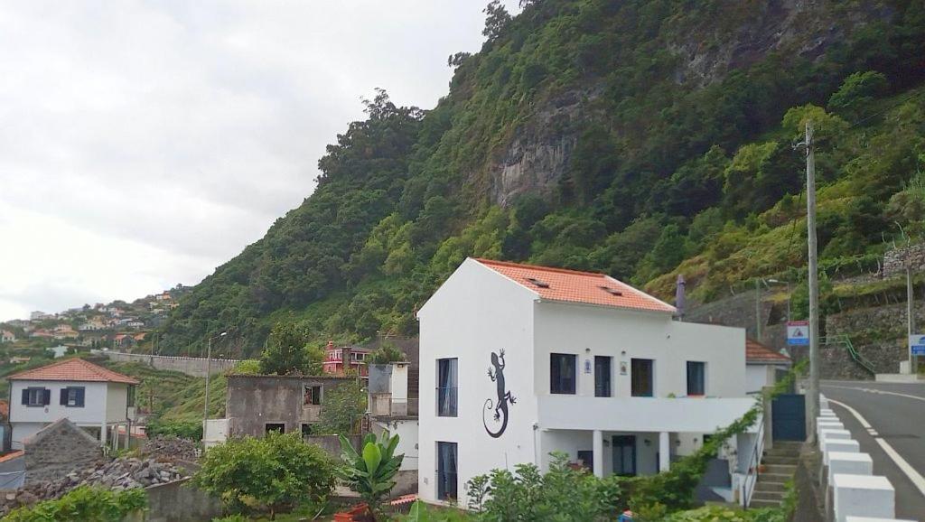 Lazy Lizard By The Ocean Apartment Seixal  Exterior photo